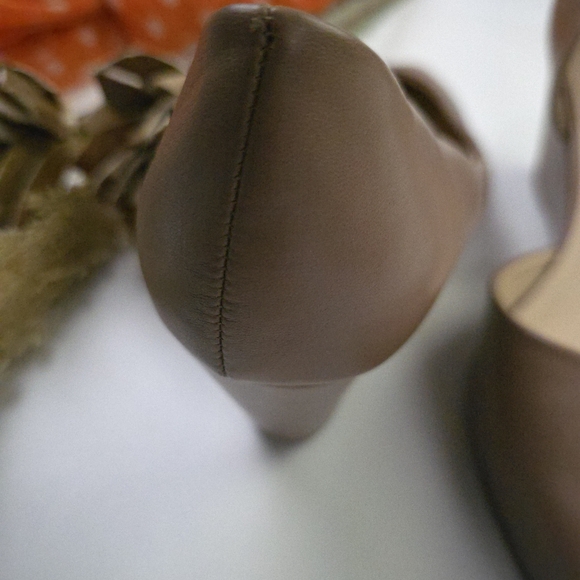 Kenneth Cole Elegant Tan Women's Shoes Sz 9m - Picture 8 of 9